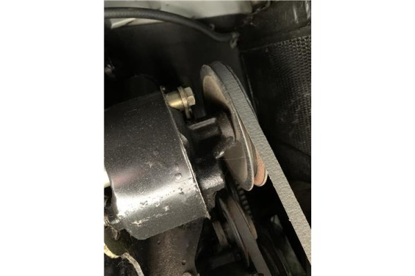 Recambio de bomba servodireccion para peugeot 604 2.3 srd-turbo referencia OEM IAM 400368  