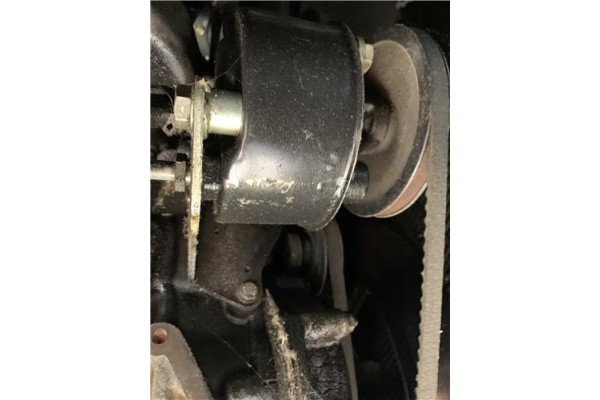 Recambio de bomba servodireccion para peugeot 604 2.3 srd-turbo referencia OEM IAM 400368  