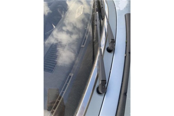 Recambio de brazo limpiaparabrisas delantero derecho para peugeot 604 2.3 srd-turbo referencia OEM IAM 147XD2S  