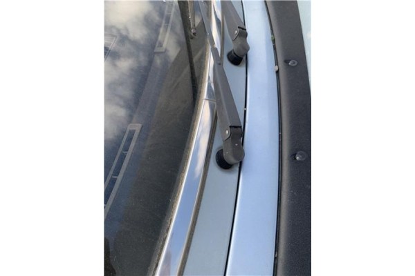 Recambio de brazo limpiaparabrisas delantero derecho para peugeot 604 2.3 srd-turbo referencia OEM IAM 147XD2S  