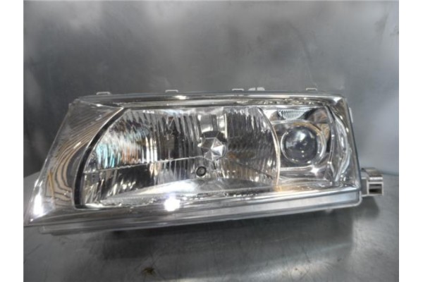 Recambio de faro delantero izquierdo para skoda octavia combi (1u5) 1.6 referencia OEM IAM 1U1941017P  1U1941017D , SKODA
