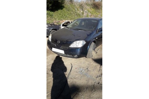 nissan primera berlina (p12)(2001) del año 