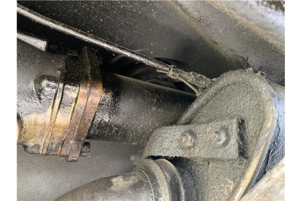 Recambio de cardan trasero para peugeot 604 2.3 srd-turbo referencia OEM IAM 147XD2S  