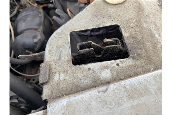 Recambio de cerradura capo para peugeot 604 2.3 srd-turbo referencia OEM IAM 793434  