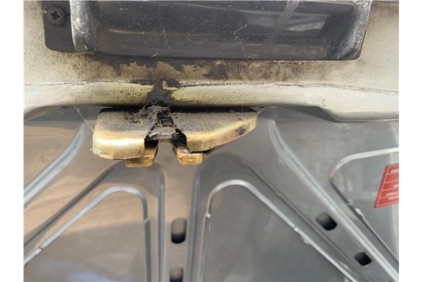 Recambio de cerradura porton para peugeot 604 2.3 srd-turbo referencia OEM IAM 147XD2S  