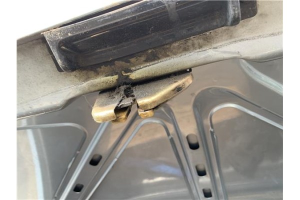 Recambio de cerradura porton para peugeot 604 2.3 srd-turbo referencia OEM IAM 147XD2S  