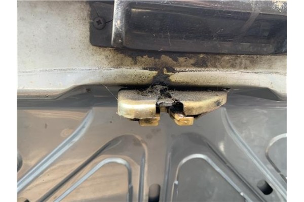 Recambio de cerradura porton para peugeot 604 2.3 srd-turbo referencia OEM IAM 147XD2S  