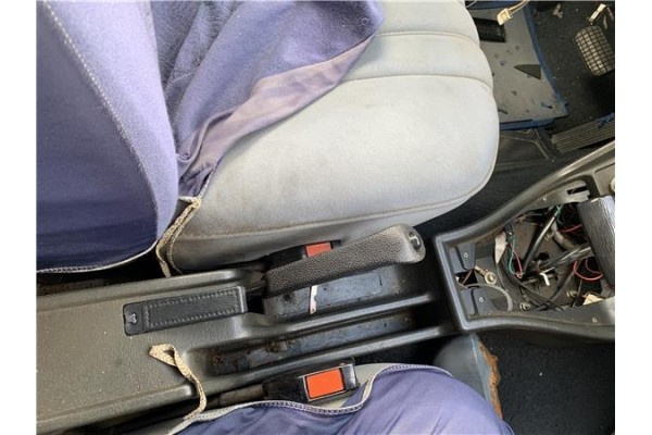 Recambio de consola para peugeot 604 2.3 srd-turbo referencia OEM IAM 147XD2S  