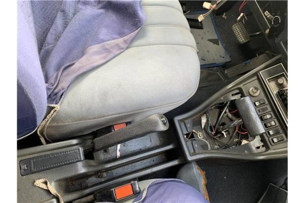 Recambio de consola para peugeot 604 2.3 srd-turbo referencia OEM IAM 147XD2S  