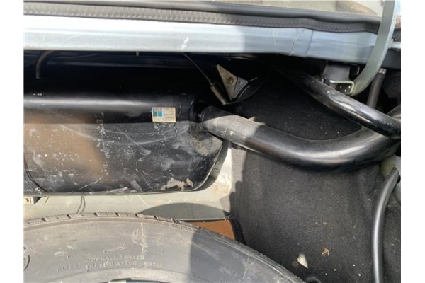 Recambio de deposito combustible para peugeot 604 2.3 srd-turbo referencia OEM IAM 150631  