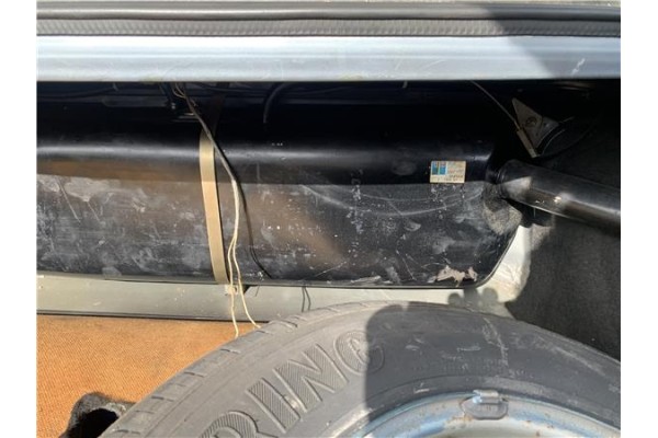 Recambio de deposito combustible para peugeot 604 2.3 srd-turbo referencia OEM IAM 150631  