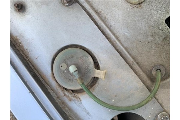 Recambio de deposito limpiaparabrisas para peugeot 604 2.3 srd-turbo referencia OEM IAM 147XD2S  