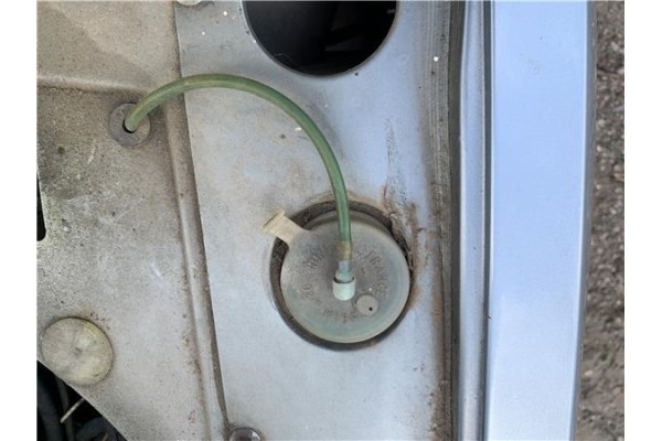 Recambio de deposito limpiaparabrisas para peugeot 604 2.3 srd-turbo referencia OEM IAM 147XD2S  