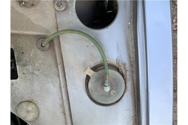 Recambio de deposito limpiaparabrisas para peugeot 604 2.3 srd-turbo referencia OEM IAM 147XD2S  