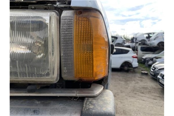 Recambio de intermitente delantero izquierdo para peugeot 604 2.3 srd-turbo referencia OEM IAM 630125  