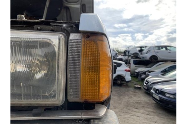 Recambio de intermitente delantero izquierdo para peugeot 604 2.3 srd-turbo referencia OEM IAM 630125  