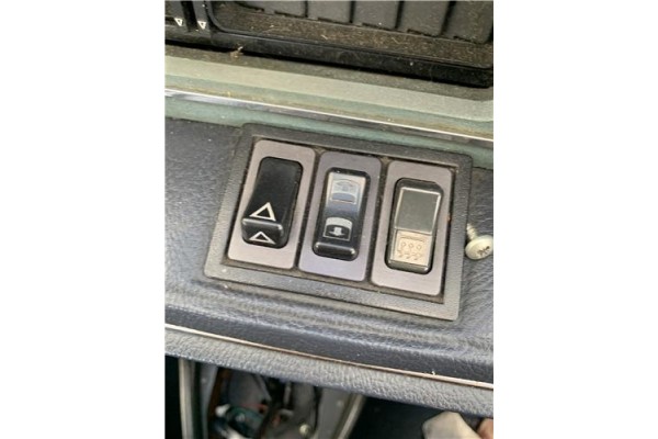 Recambio de interruptor luces emergencia para peugeot 604 2.3 srd-turbo referencia OEM IAM 655029  