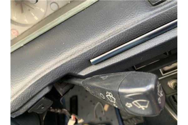 Recambio de mando limpiaparabrisas para peugeot 604 2.3 srd-turbo referencia OEM IAM 624087  