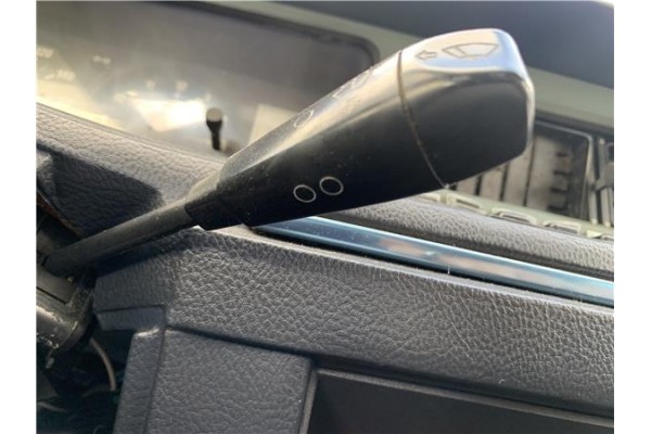 Recambio de mando limpiaparabrisas para peugeot 604 2.3 srd-turbo referencia OEM IAM 624087  