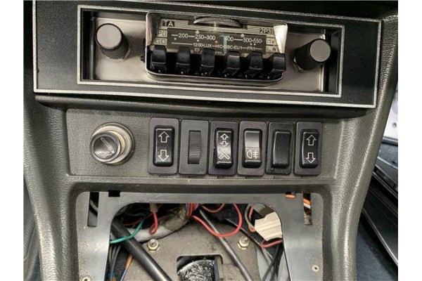 Recambio de mando multifuncion para peugeot 604 2.3 srd-turbo referencia OEM IAM 655019  