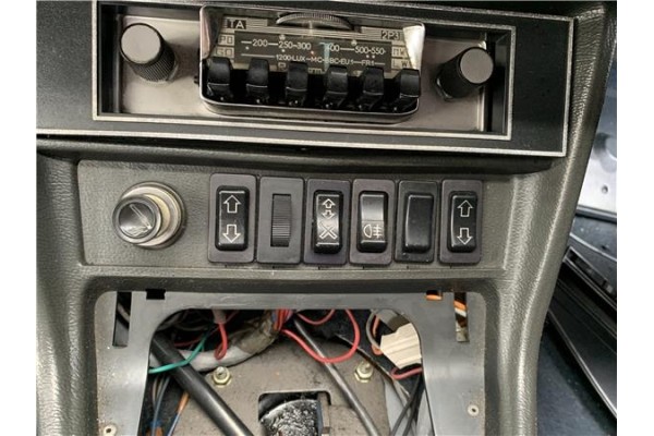 Recambio de mando multifuncion para peugeot 604 2.3 srd-turbo referencia OEM IAM 655019  