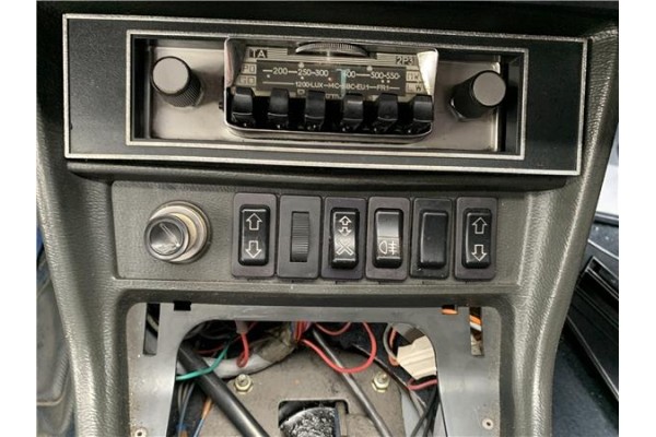 Recambio de mando multifuncion para peugeot 604 2.3 srd-turbo referencia OEM IAM 655019  