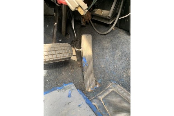 Recambio de pedal acelerador para peugeot 604 2.3 srd-turbo referencia OEM IAM 147XD2S  