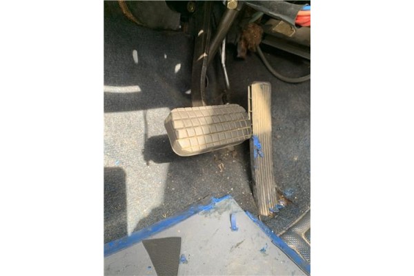 Recambio de pedal freno para peugeot 604 2.3 srd-turbo referencia OEM IAM 450409  