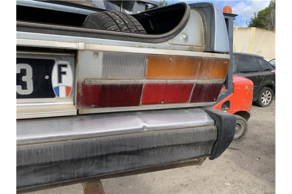 Recambio de piloto trasero derecho para peugeot 604 2.3 srd-turbo referencia OEM IAM 634273  