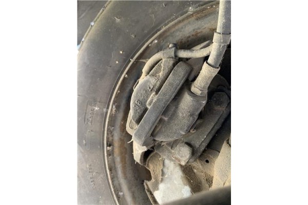 Recambio de pinza freno delantero derecha para peugeot 604 2.3 srd-turbo referencia OEM IAM 440025  