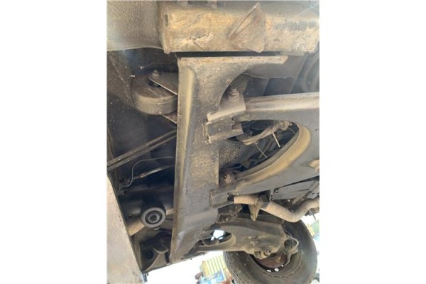 Recambio de puente trasero para peugeot 604 2.3 srd-turbo referencia OEM IAM 147XD2S  