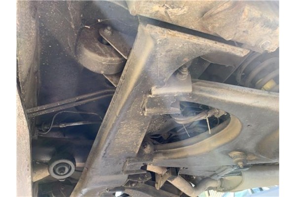 Recambio de puente trasero para peugeot 604 2.3 srd-turbo referencia OEM IAM 147XD2S  