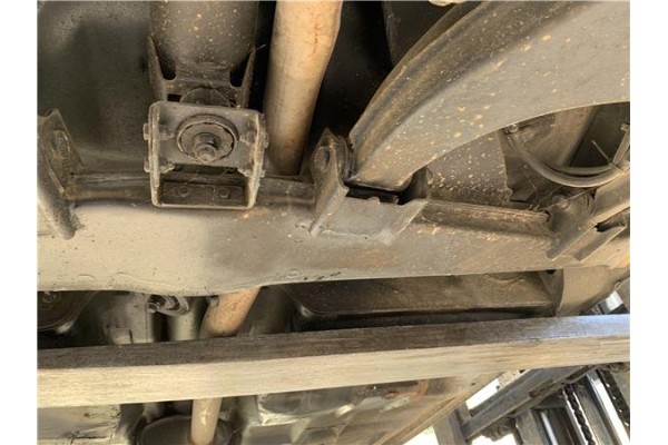 Recambio de puente trasero para peugeot 604 2.3 srd-turbo referencia OEM IAM 147XD2S  