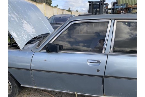 Recambio de puerta delantero izquierda para peugeot 604 2.3 srd-turbo referencia OEM IAM 900929  