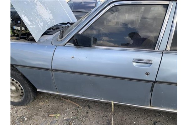 Recambio de puerta delantero izquierda para peugeot 604 2.3 srd-turbo referencia OEM IAM 900929  