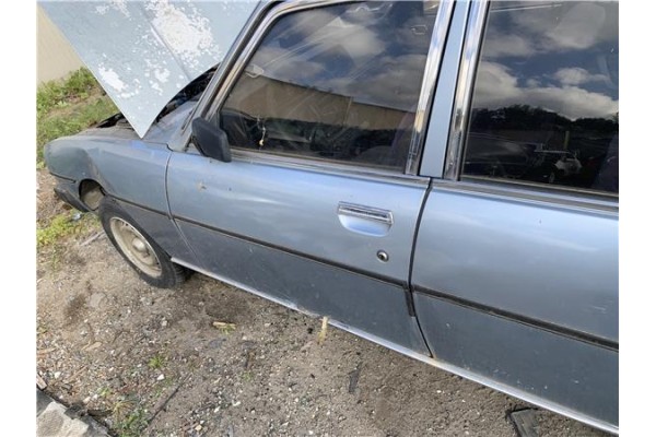 Recambio de puerta delantero izquierda para peugeot 604 2.3 srd-turbo referencia OEM IAM 900929  