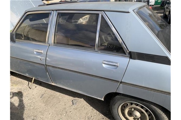 Recambio de puerta trasero izquierda para peugeot 604 2.3 srd-turbo referencia OEM IAM 901120  
