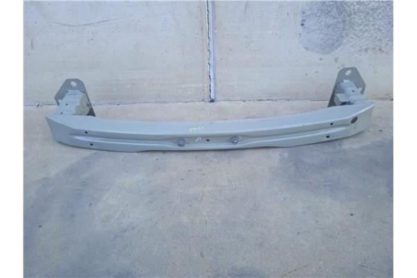 Recambio de refuerzo paragolpes para renault zoe electrico referencia OEM IAM 620937872R  