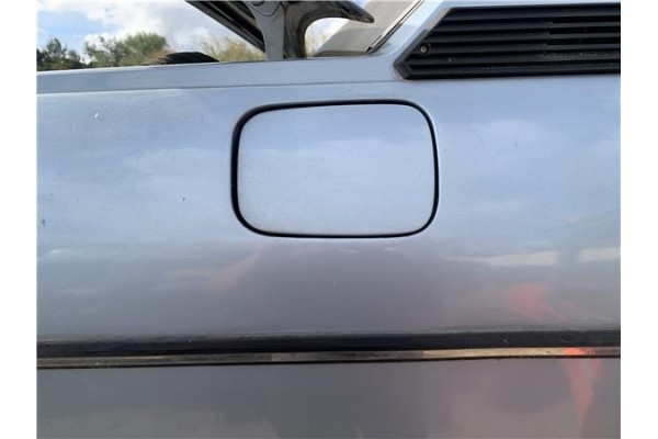 Recambio de tapa exterior combustible para peugeot 604 2.3 srd-turbo referencia OEM IAM 151728  