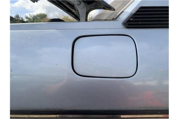 Recambio de tapa exterior combustible para peugeot 604 2.3 srd-turbo referencia OEM IAM 151728  