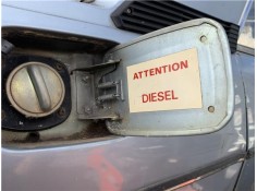 Recambio de tapa exterior combustible para peugeot 604 2.3 srd-turbo referencia OEM IAM 151728  