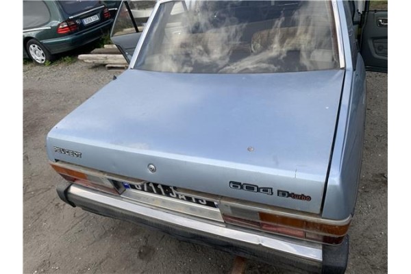 Recambio de tapa maletero para peugeot 604 2.3 srd-turbo referencia OEM IAM 860629  