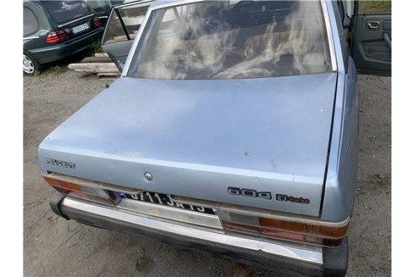 Recambio de tapa maletero para peugeot 604 2.3 srd-turbo referencia OEM IAM 860629  