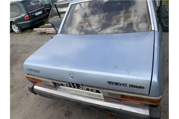 Recambio de tapa maletero para peugeot 604 2.3 srd-turbo referencia OEM IAM 860629  