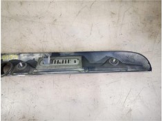 Recambio de moldura porton trasero para opel zafira a 2.0 dti 16v referencia OEM IAM 90579631  