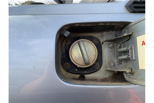 Recambio de tapon combustible para peugeot 604 2.3 srd-turbo referencia OEM IAM 150816  