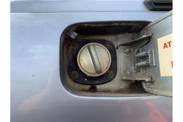 Recambio de tapon combustible para peugeot 604 2.3 srd-turbo referencia OEM IAM 150816  