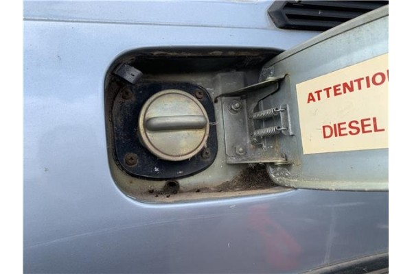 Recambio de tapon combustible para peugeot 604 2.3 srd-turbo referencia OEM IAM 150816  