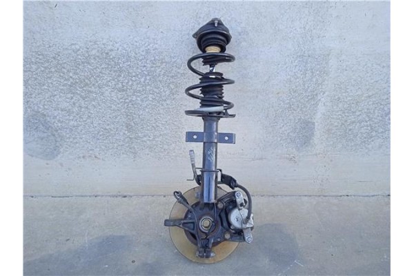 Recambio de mangueta delantero izquierda para renault zoe electrico referencia OEM IAM 400156124R  