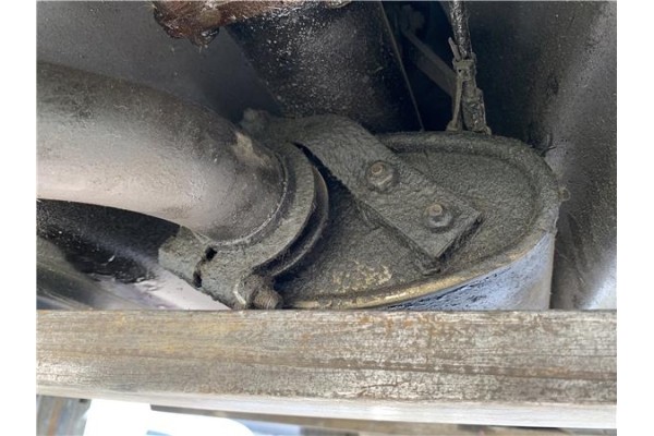 Recambio de tubo escape central para peugeot 604 2.3 srd-turbo referencia OEM IAM 173067  